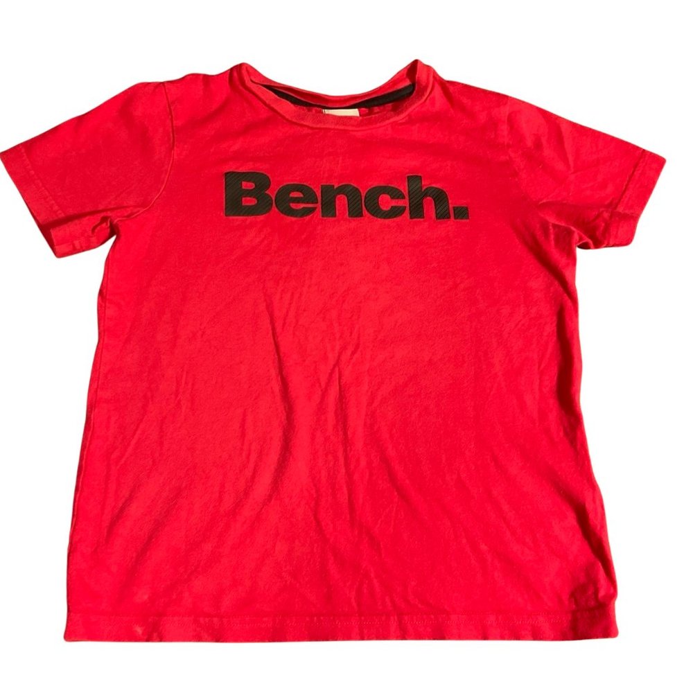 👣 5/$25 - Red/Black Tee w/ Brand Logo
